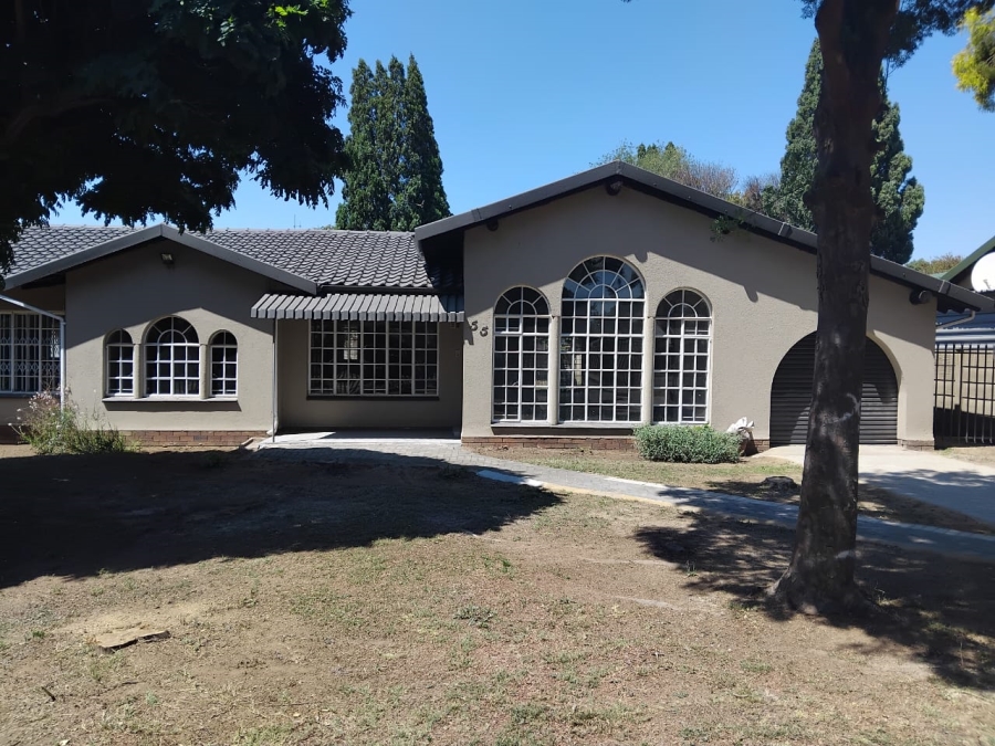 3 Bedroom Property for Sale in Vaalpark Free State